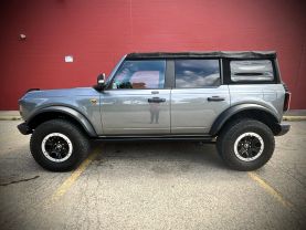 2021 Ford Bronco - Image 2