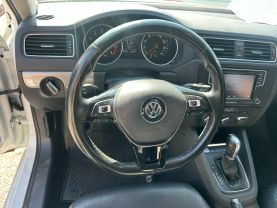 2017 VOLKSWAGEN JETTA