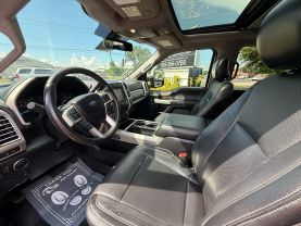 2017 Ford F250 Super Duty Crew Cab Lariat Pickup 4d 6 3/4 Ft - Image 19