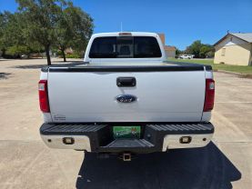 2011 FORD F250 SUPER DUTY CREW CAB PICKUP V8, TURBO DIESEL, 6.7L LARIAT PICKUP 4D 6 3/4 FT