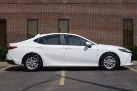2025 TOYOTA CAMRY SEDAN 4-CYL, HYBRID, 2.5 LITER LE SEDAN 4D