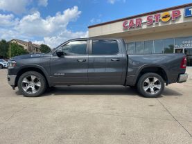 2020 RAM 1500 CREW CAB LARAMIE PICKUP 4D 5 1/2 FT