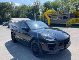 2017 Porsche Macan - Image 3