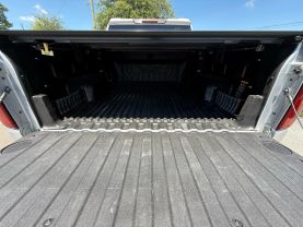 2020 Chevrolet Silverado 1500 Crew Cab Lt Trail Boss Pickup 4d 5 3/4 Ft - Image 19