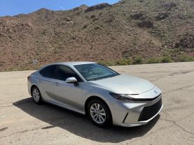 2025 TOYOTA CAMRY SEDAN 4-CYL, HYBRID, 2.5 LITER LE SEDAN 4D