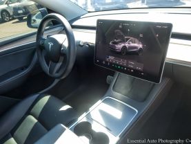 -2022 Tesla Model Y - Image 24