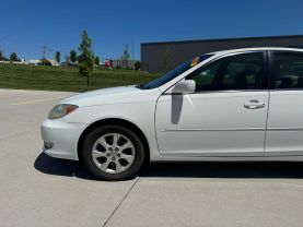 2005 TOYOTA CAMRY SEDAN 4-CYL, 2.4 LITER SE SEDAN 4D