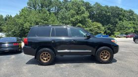 2015 Toyota Land Cruiser - Image 3