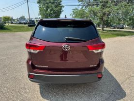 2019 TOYOTA HIGHLANDER SUV V6, 3.5 LITER LE PLUS SPORT UTILITY 4D