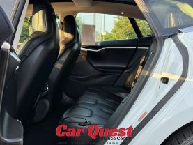 2016 Tesla Model S - Image 12