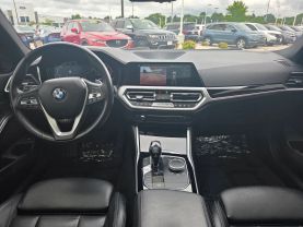 2019 BMW 3 SERIES SEDAN 4-CYL, TURBO, 2.0 LITER 330I XDRIVE SEDAN 4D