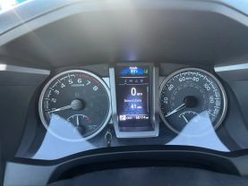 2022 TOYOTA TACOMA DOUBLE CAB PICKUP 4-CYL, 2.7 LITER SR5 PICKUP 4D 5 FT