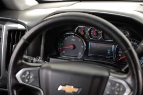 2018 Chevrolet Silverado 1500 Crew Cab - Image 24