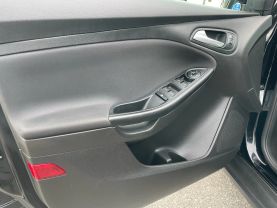 2017 Ford Focus - Image 6
