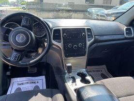 2013 JEEP GRAND CHEROKEE SUV V6, FLEX FUEL, 3.6 LITER LAREDO X SPORT UTILITY 4D