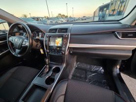 2016 Toyota Camry - Image 21