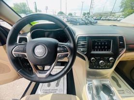 2019 JEEP GRAND CHEROKEE SUV V6, VVT, 3.6 LITER LAREDO E SPORT UTILITY 4D