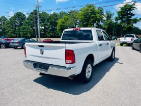 2022 RAM 1500 CLASSIC CREW CAB PICKUP V8, HEMI, 5.7 LITER TRADESMAN PICKUP 4D 5 1/2 FT