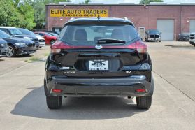 2021 NISSAN KICKS
