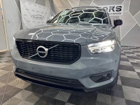 2021 VOLVO XC40