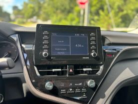 2021 Toyota Camry - Image 12