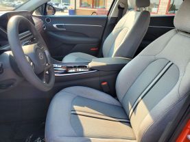 2022 HYUNDAI SONATA SEDAN 4-CYL, 2.5 LITER SE SEDAN 4D