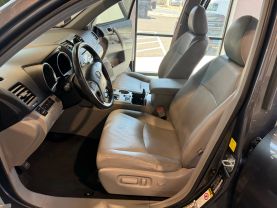 2011 TOYOTA HIGHLANDER SUV V6, 3.5 LITER SPORT UTILITY 4D