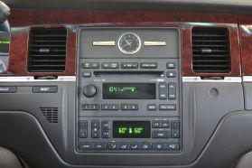 2005 LINCOLN TOWN CAR