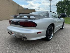 2002 PONTIAC FIREBIRD COUPE V8, 5.7 LITER FORMULA COUPE 2D