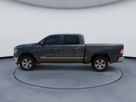 2019 RAM 1500 CREW CAB PICKUP V8, HEMI, 5.7 LITER BIG HORN PICKUP 4D 5 1/2 FT