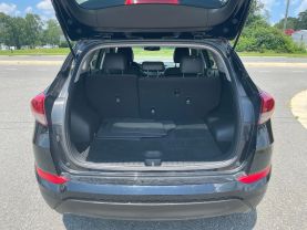 2017 Hyundai Tucson - Image 24