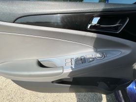 2014 Hyundai Sonata - Image 21