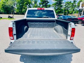 2022 RAM 1500 CLASSIC CREW CAB PICKUP V8, HEMI, 5.7 LITER TRADESMAN PICKUP 4D 5 1/2 FT