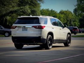 2019 CHEVROLET TRAVERSE SUV V6, 3.6 LITER LT SPORT UTILITY 4D