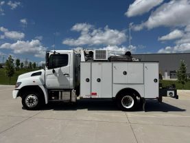 2018 HINO 258 PICKUP - 258ALP