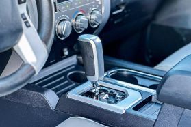 2019 TOYOTA TUNDRA CREWMAX PICKUP - AUTOMATIC - Gentle Carmen Auto