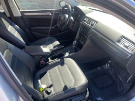 2018 VOLKSWAGEN PASSAT SEDAN 4-CYL, TURBO, 2.0 LITER 2.0T SE SEDAN 4D - Gesner Auto Inc in Taunton, MA, 41.88613, -71.14527