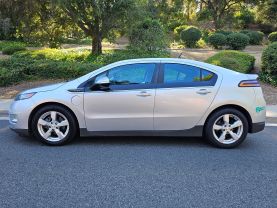 2014 CHEVROLET VOLT SEDAN 4D