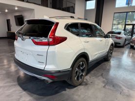2018 HONDA CR-V SUV 4-CYL, TURBO, 1.5 LITER TOURING SPORT UTILITY 4D