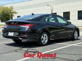 2022 Hyundai Elantra - Image 7