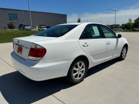 2005 TOYOTA CAMRY SEDAN 4-CYL, 2.4 LITER SE SEDAN 4D
