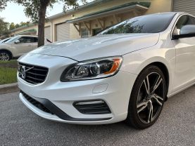 2017 VOLVO S60