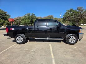 2013 CHEVROLET SILVERADO 2500 HD CREW CAB PICKUP V8, TURBO DIESEL, 6.6L LTZ PICKUP 4D 6 1/2 FT