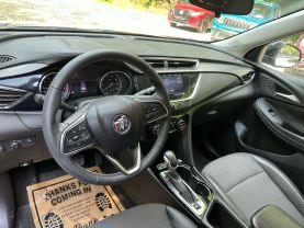 2022 BUICK ENCORE GX SUV 3-CYL, ECOTEC, TURBO, 1.3 LITER SELECT SPORT UTILITY 4D at T&T Repairables - used car dealership in Spencer, Indiana.