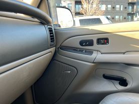2005 Chevrolet Tahoe - Image 23