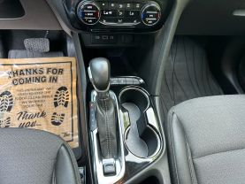 2022 BUICK ENCORE GX SUV 3-CYL, ECOTEC, TURBO, 1.3 LITER SELECT SPORT UTILITY 4D at T&T Repairables - used car dealership in Spencer, Indiana.