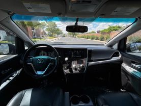 2015 TOYOTA SIENNA VAN V6, 3.5 LITER SE MINIVAN 4D