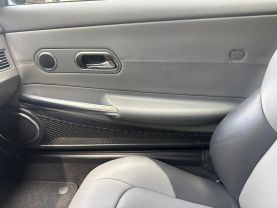 2006 CHRYSLER CROSSFIRE CONVERTIBLE V6, 3.2 LITER LIMITED ROADSTER 2D