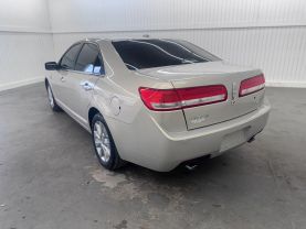 2010 LINCOLN MKZ