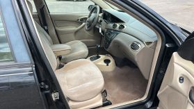 2001 FORD FOCUS